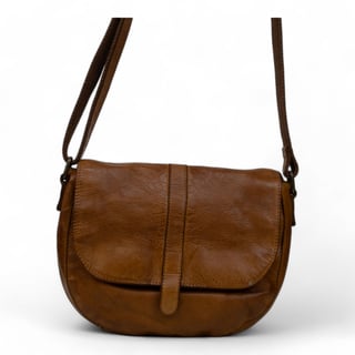 DSTRCT Leather Harrington Road Crossbody Shoulder Bag - Cognac