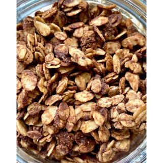 Granola with Peanut Butter and Chocolate Chips