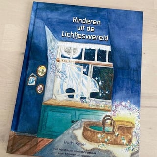 Pre Order - Kinderen Uit De Lichtjeswereld