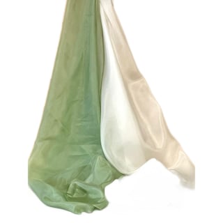 Zijden Hemeltje - Diverse Kleuren - Handgemaakt - Maat: 1.50 Hoog X 1.80 Breed - Kleur: Groen-Wit