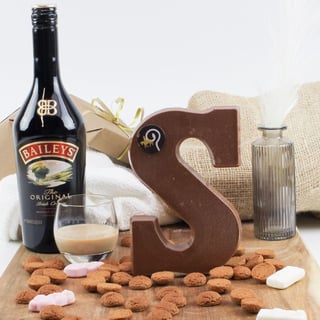 Chocoladeletter Baileys S - Melk - 200 Gram - Ambachtelijk Handgemaakt