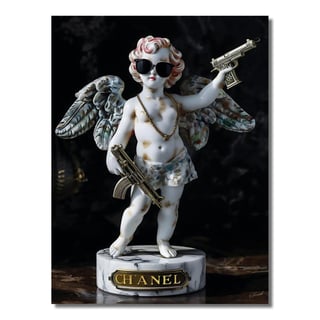 Glasschilderij Engeltje Silver Gun Chanel 60x80cm