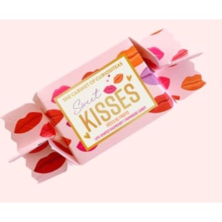 Sweet Kisses Candy Warp
