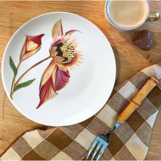 Botanical Wonders- Breakfast Plate Flower