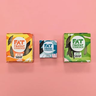 Fat Forest Orange & Cedar Soap, Pine & Bergamot Soap en Gratis Lipbalm