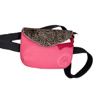 Soruka Leren Heuptasje - 2 in 1 - Print: Stip Roze