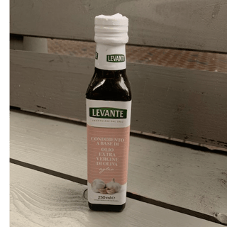 Levante - olio extra vergine di oliva aglio