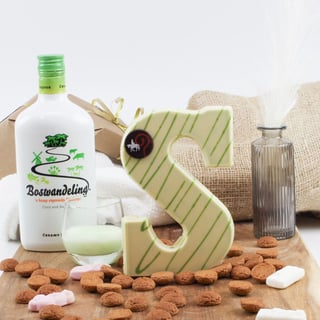 Chocoladeletter Boswandeling S - Wit - 200 Gram - Ambachtelijk Handgemaakt