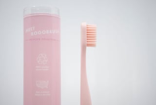 Recycled Plastic Toothbrush  Pop-Up - Pink