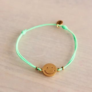 Bazou Elastische Armband Met Smiley Groen/goud