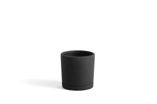 HAY Plant Pot with Saucer M Black