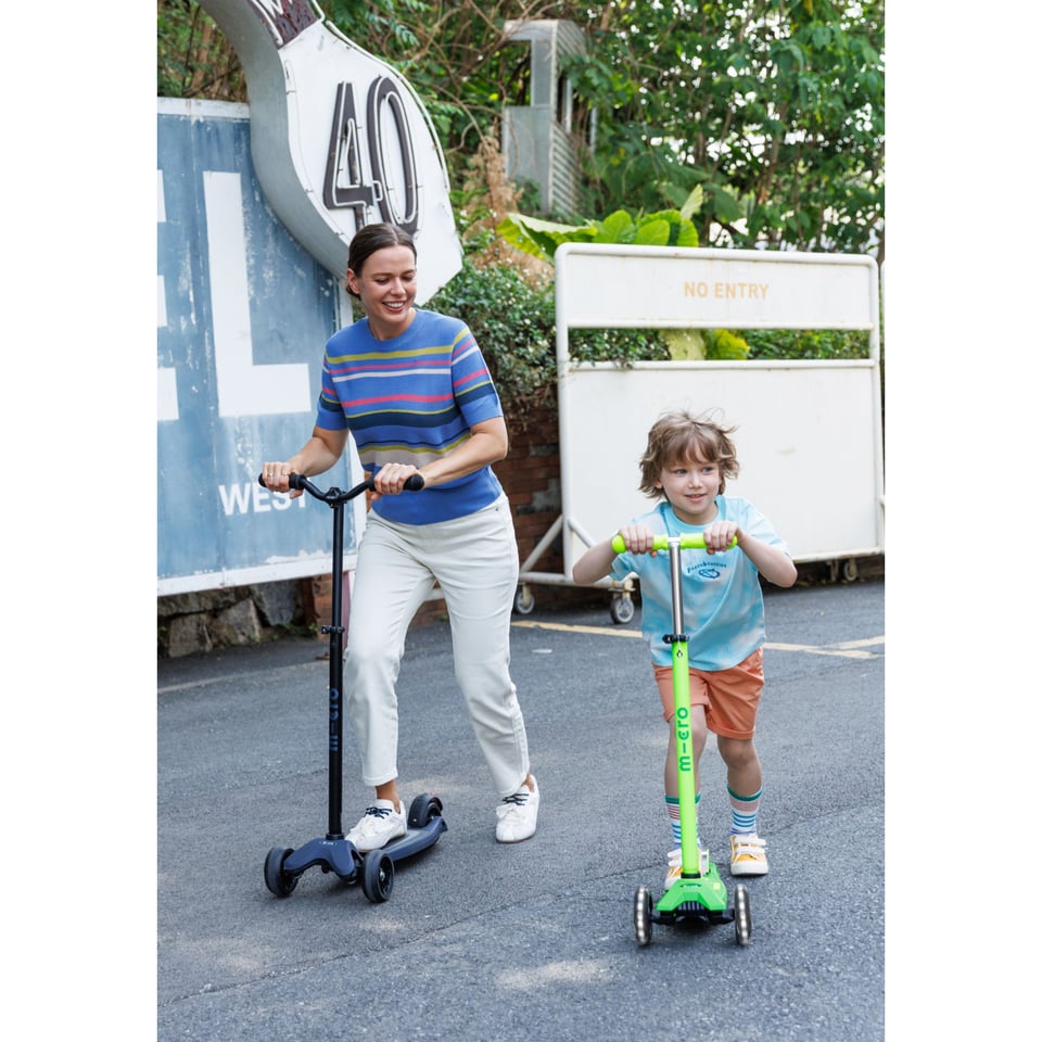 Micro Kickboard Reloaded Blauw