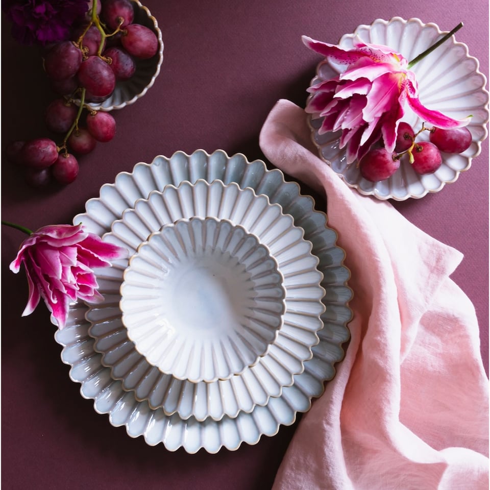 Bord White Lotus 20 Cm VERHUUR
