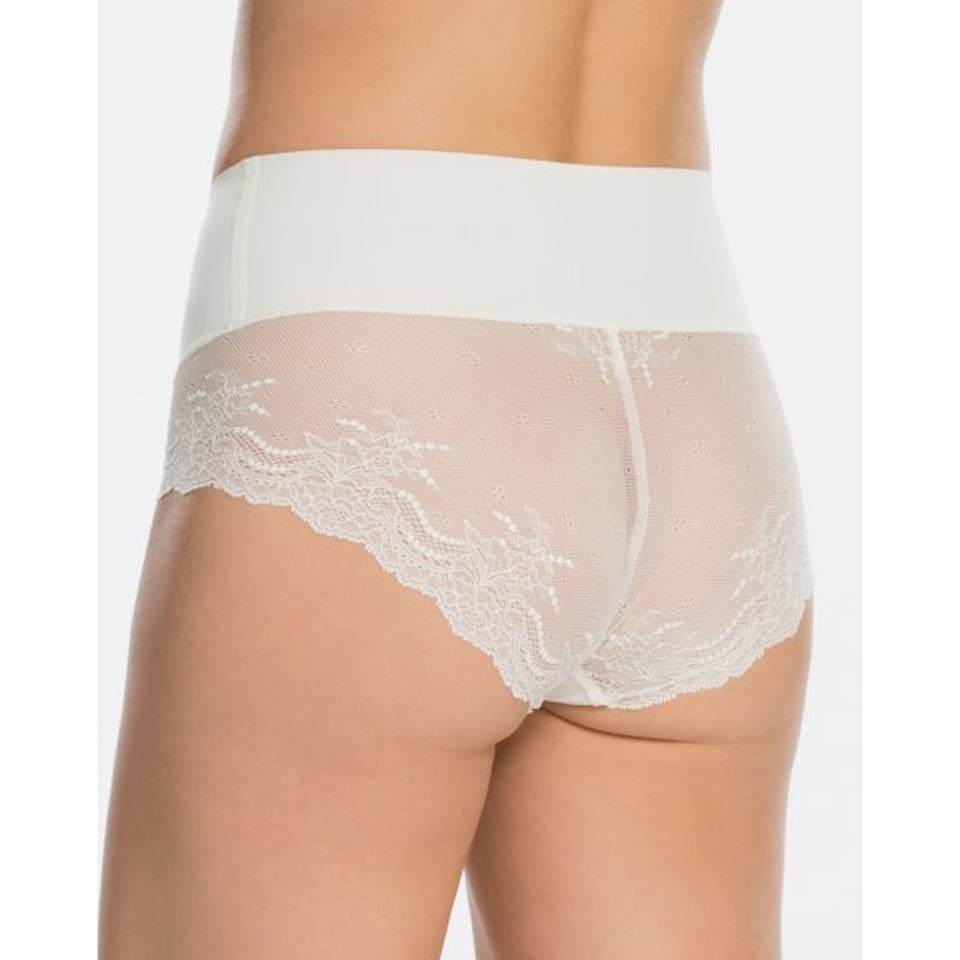 Spanx Undie-tectable Lace Hi-Hipster SPX SP0515