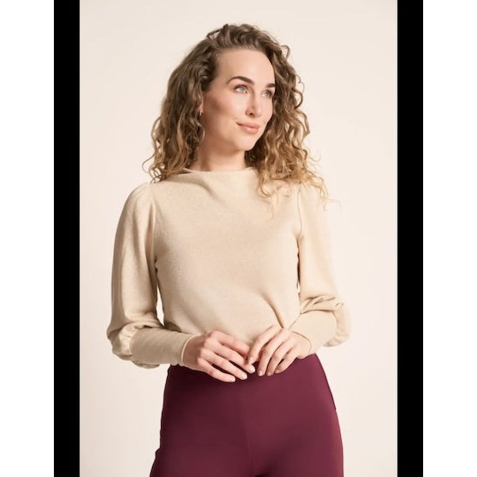 VERY CHERRY Maya Top Gold lurex