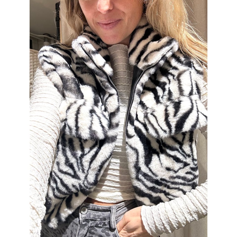 Trendy Fur Gilet - Zebra - OneSize 34, 36, 38, 40