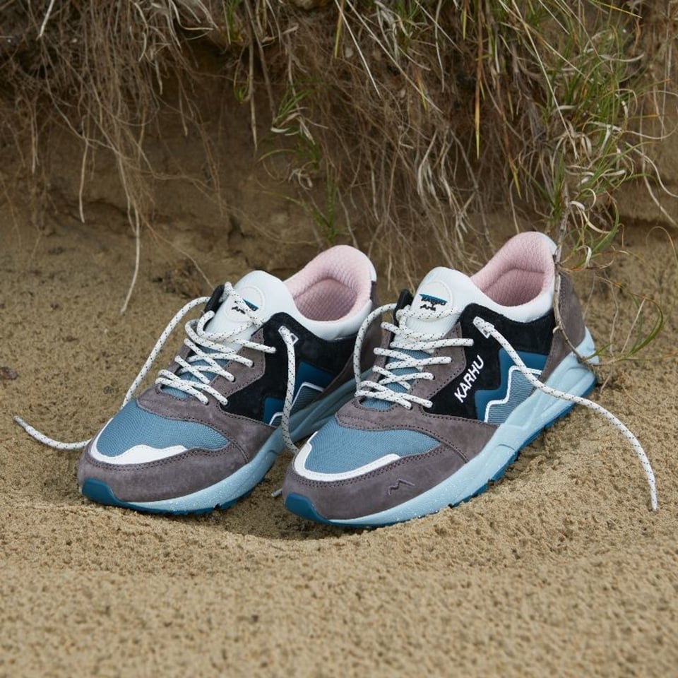 Karhu Karhu Aria 95 Plum Kitten / Jet Black F803077