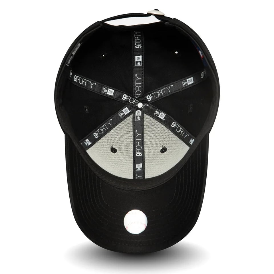 New York Yankees Essential Kids Black 9FORTY Cap