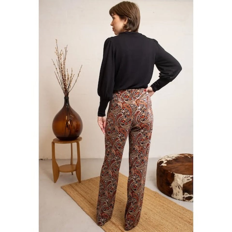 VERY CHERRY Maya Top Soft Viscose Black