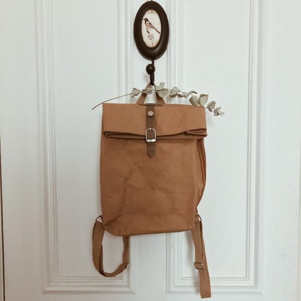 Vegan backpack - brown