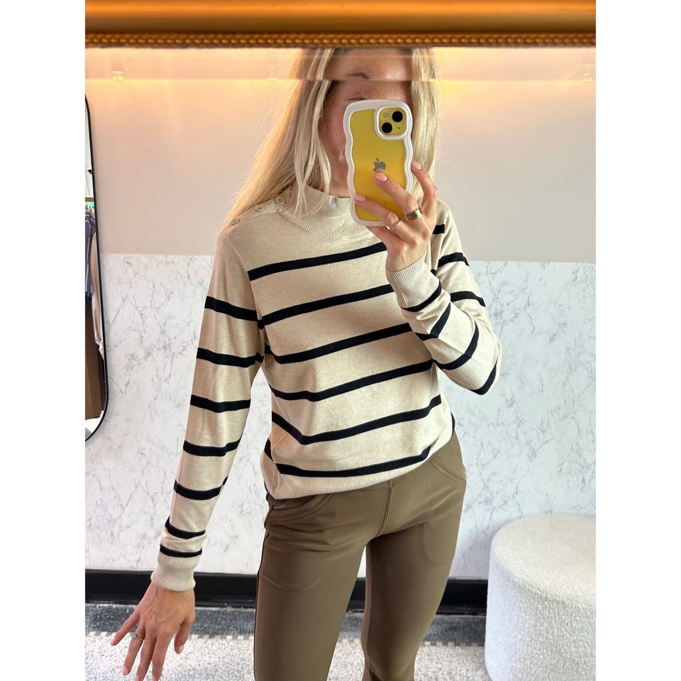 Classic striped Pull Black & Cream