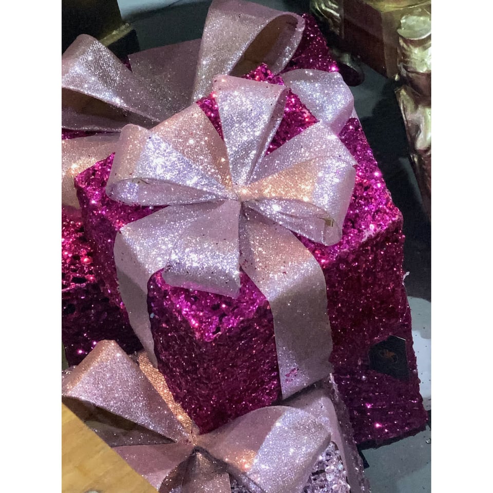 Glitter Pakjes Met Strik en LED Lampjes Div. Kleuren in 3 Maten