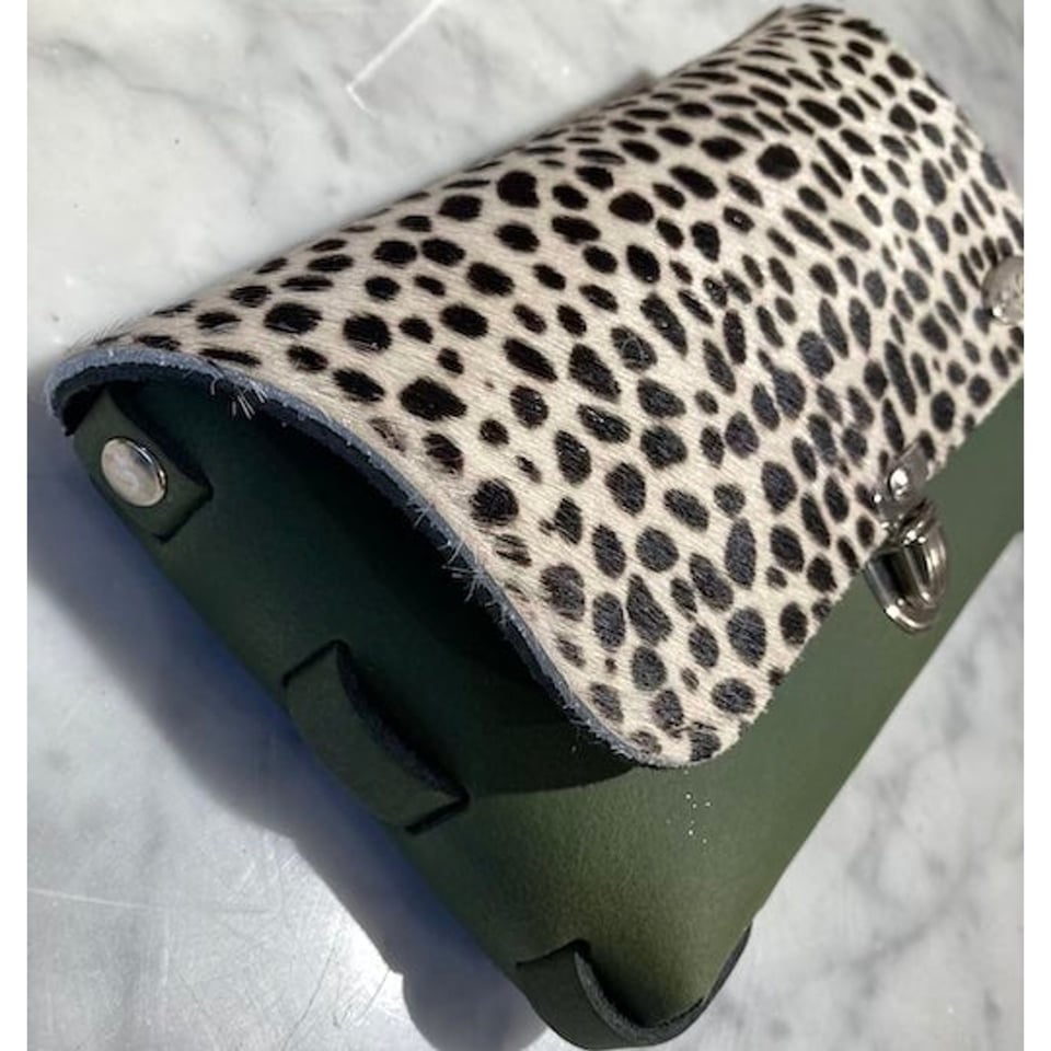 BELLA COLORI Coulerfull leather bag Army with spotted fur print. - Army