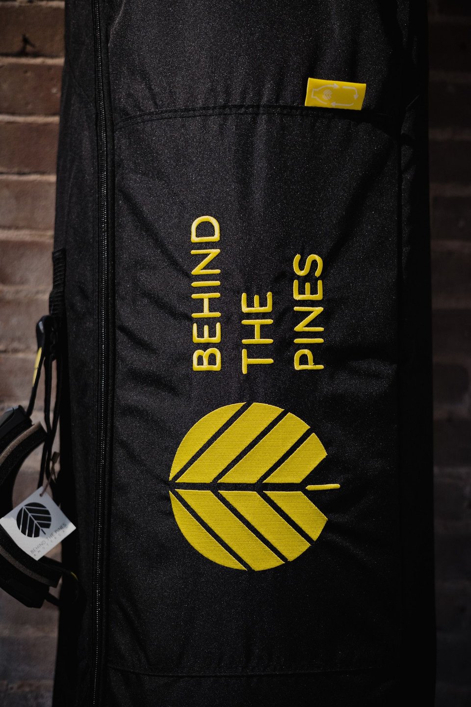 Behind The Pines Behind The Pines Recycled Boardbag 170 Cm Black / Yellow