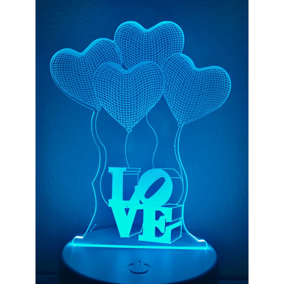 Liefde lamp. Lamp LOVE. Hartjes lamp. Romantische tafelnachtlamp. Mooie sfeerlamp multicolor. Romantische cadeau.