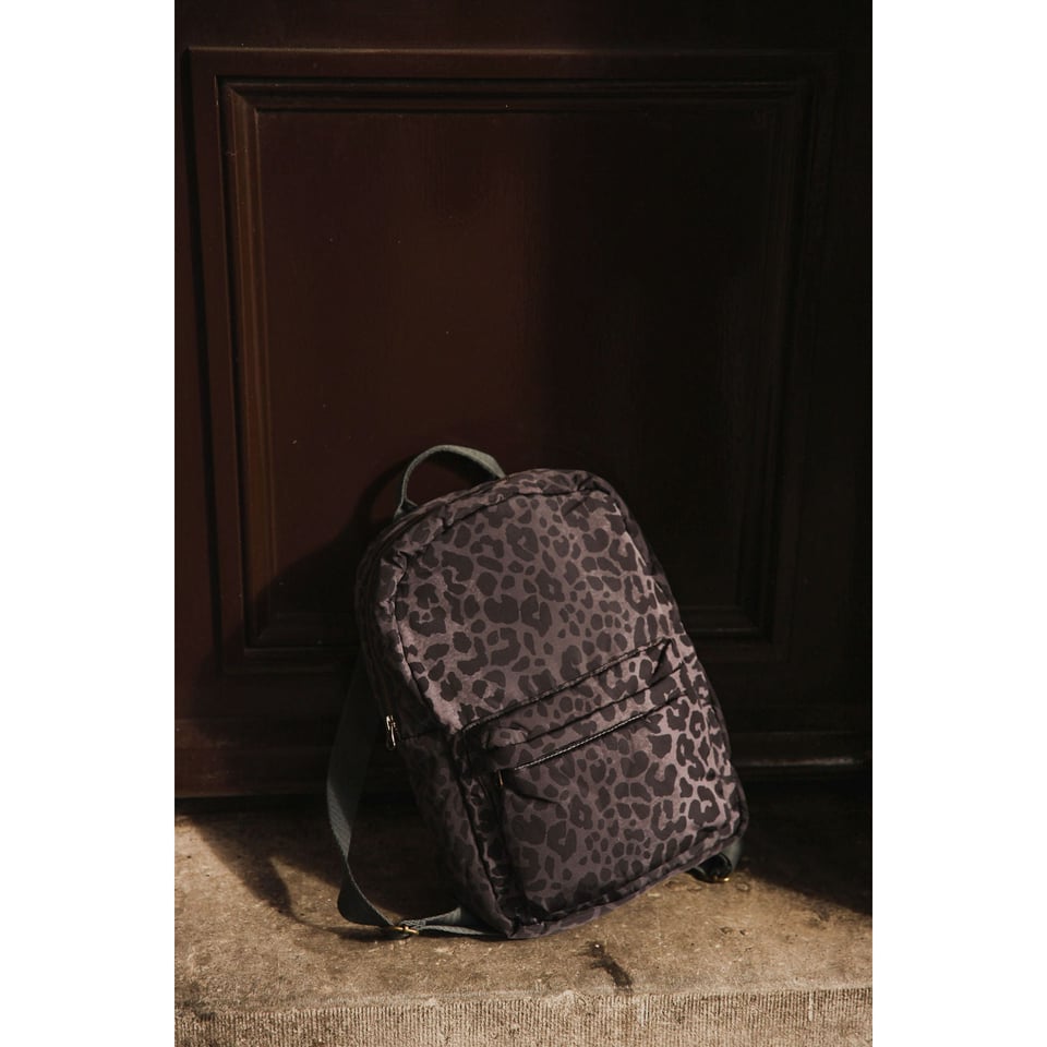 Puffy Midi Backpack  Leopard - Leopard / OS