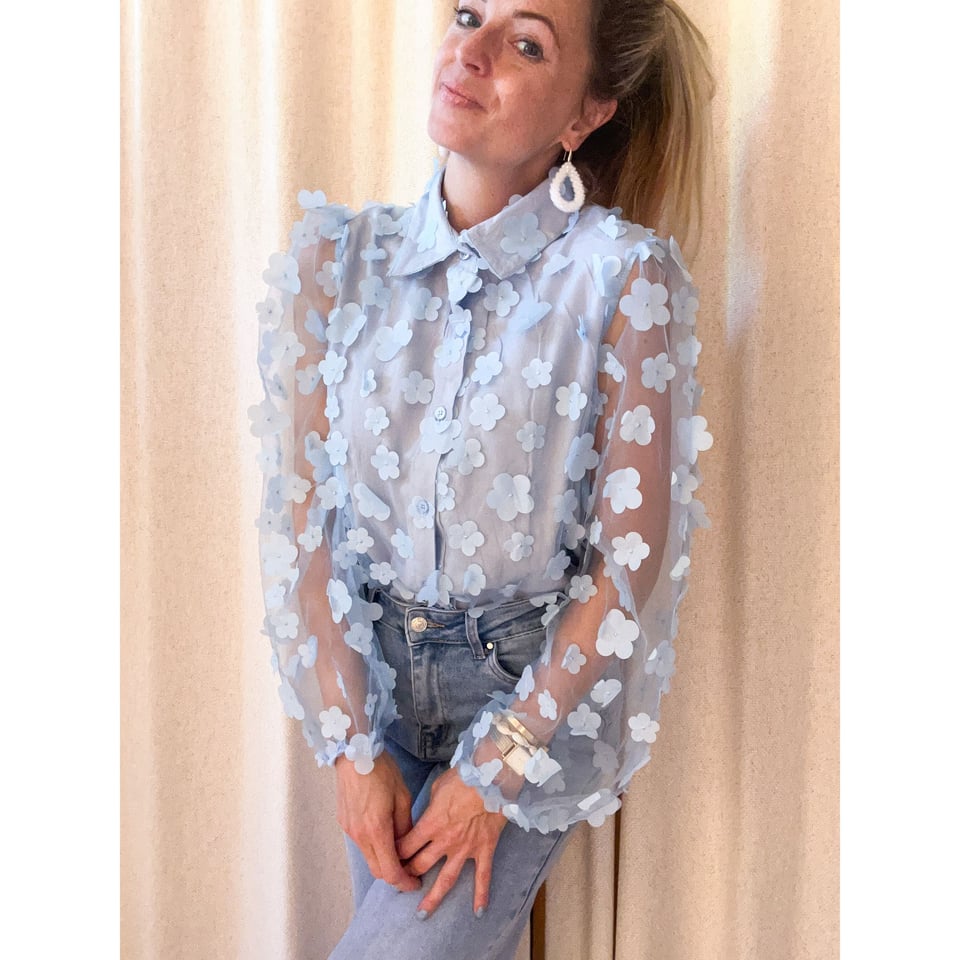 Floral Bloom sheer LightBlue blouse  - 1 Maat x