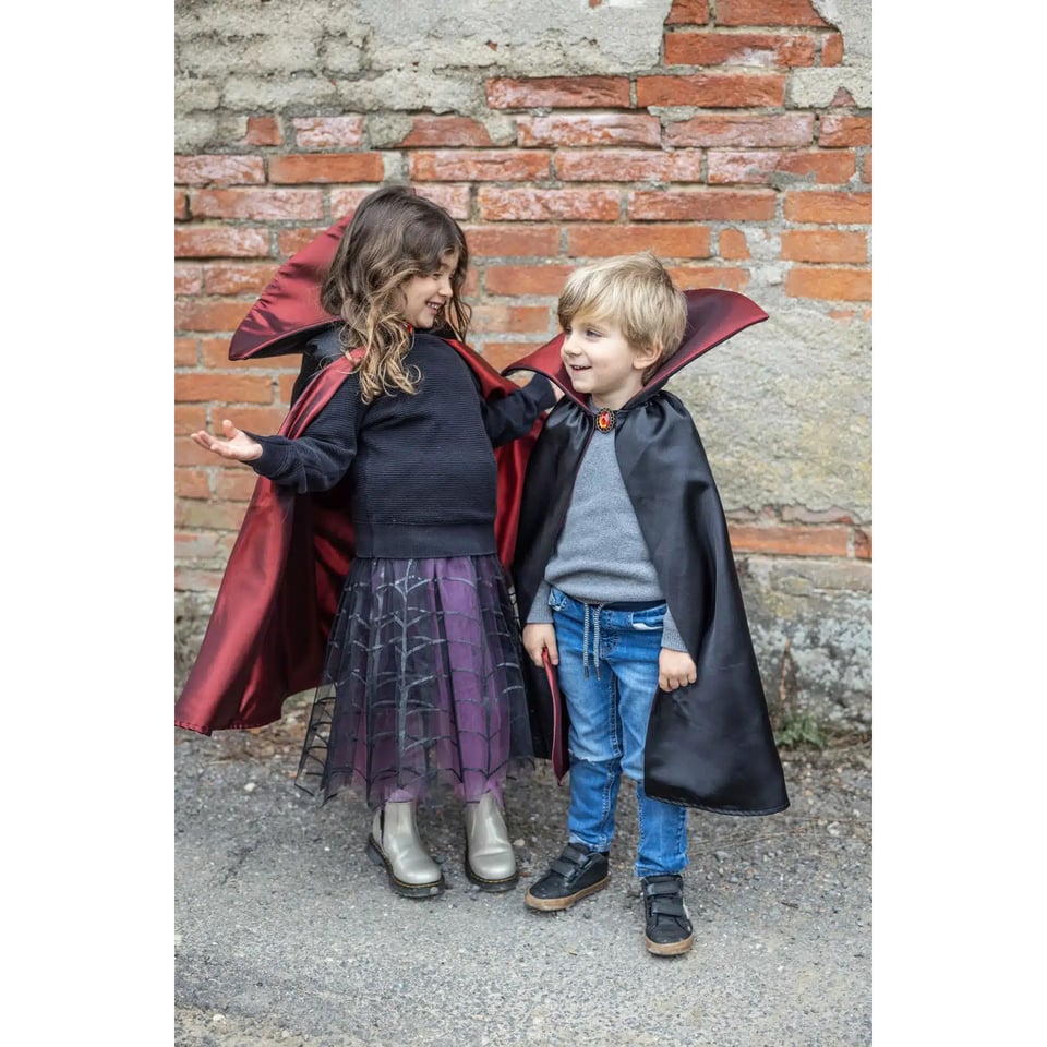 Great Pretenders Vampire Cape