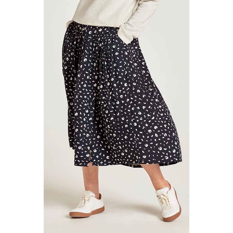 Skirt Annie