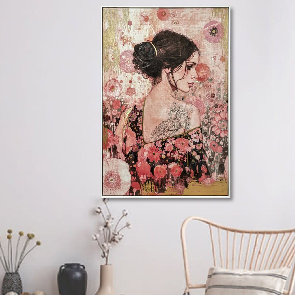 Schilderij Vrouw Met Tattoo Op Canvas 83x123cm Ingelijst