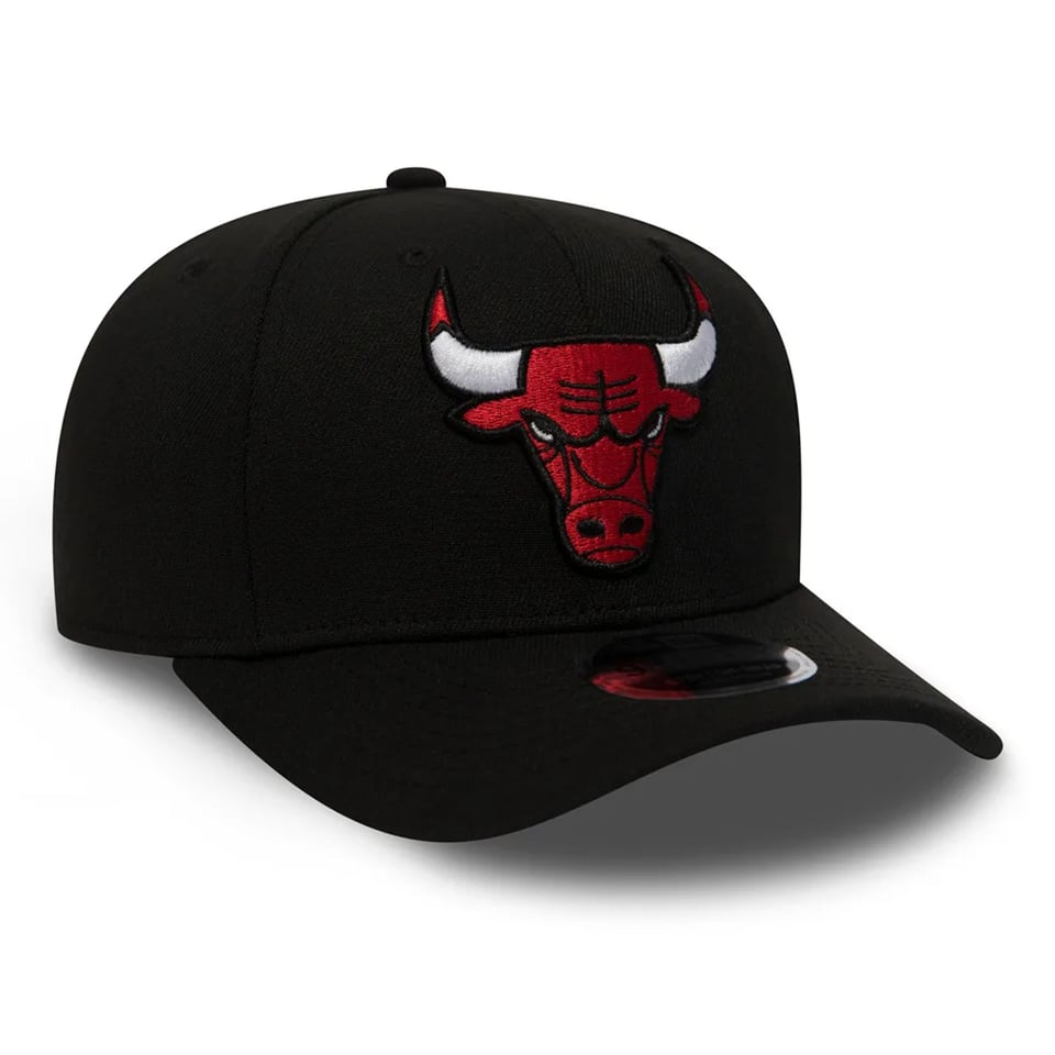 Chicago Bulls Black 9FIFTY Stretch Snap Cap