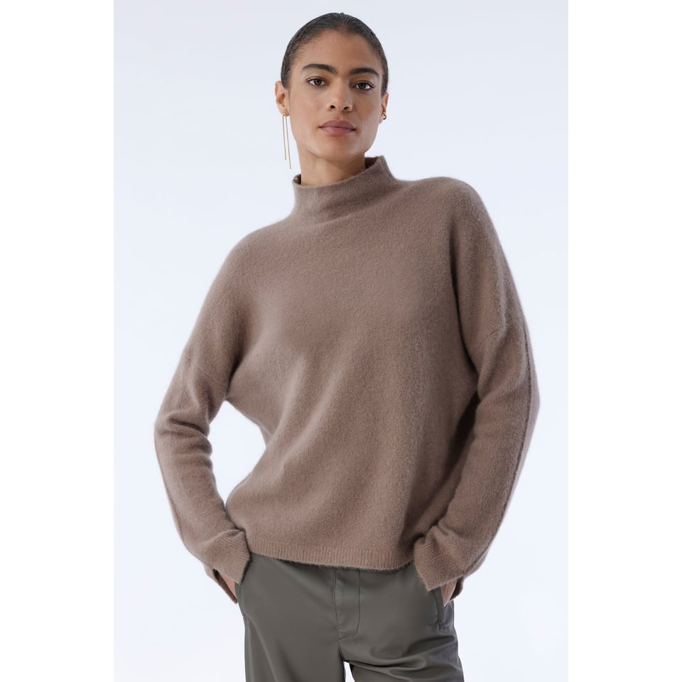 Knit-Ted Kris Pullover - Taupe