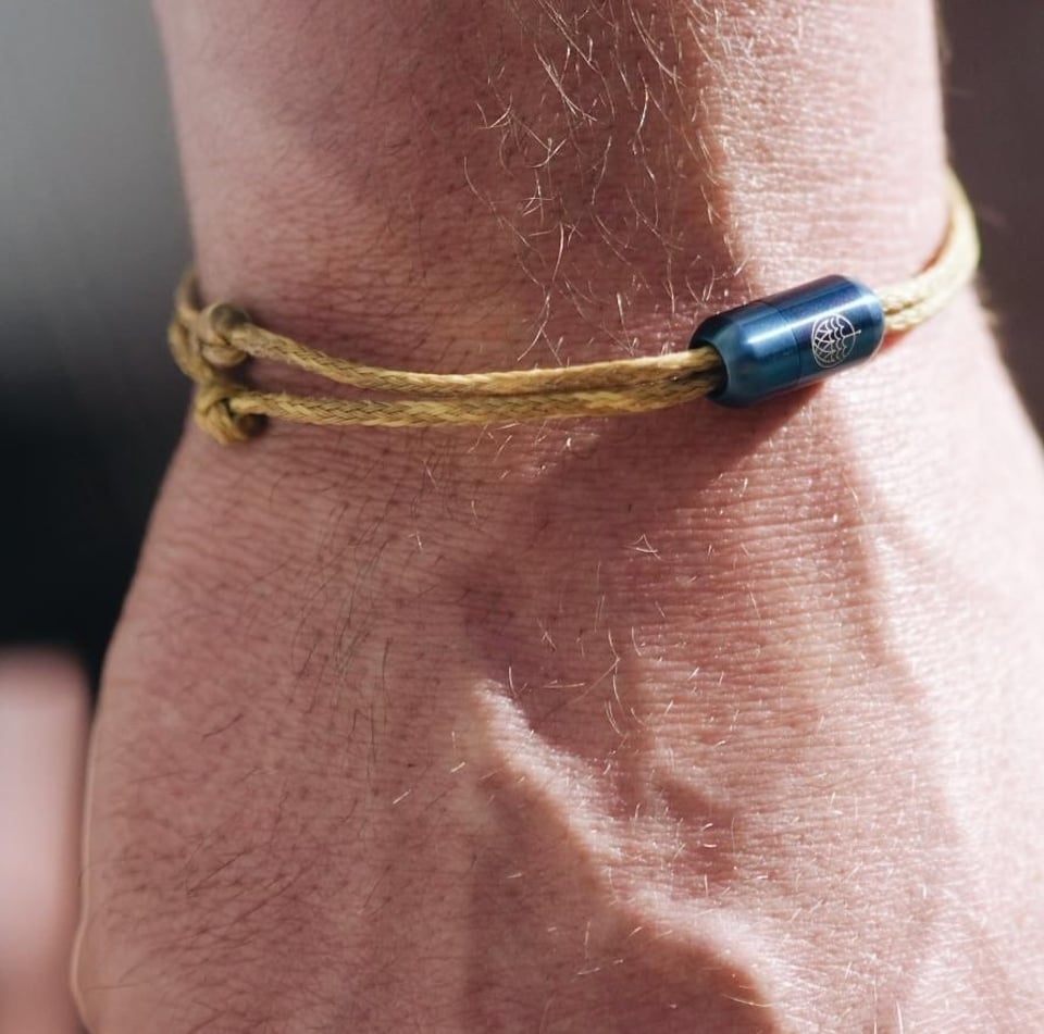 Bracenet upcycled fishing nets bracelet - Wadden Sea