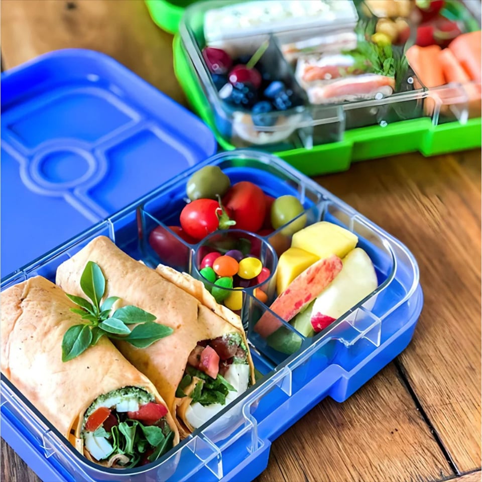 Yumbox Panino 4-Vakken - Surf Blue / Polar Bear Tray