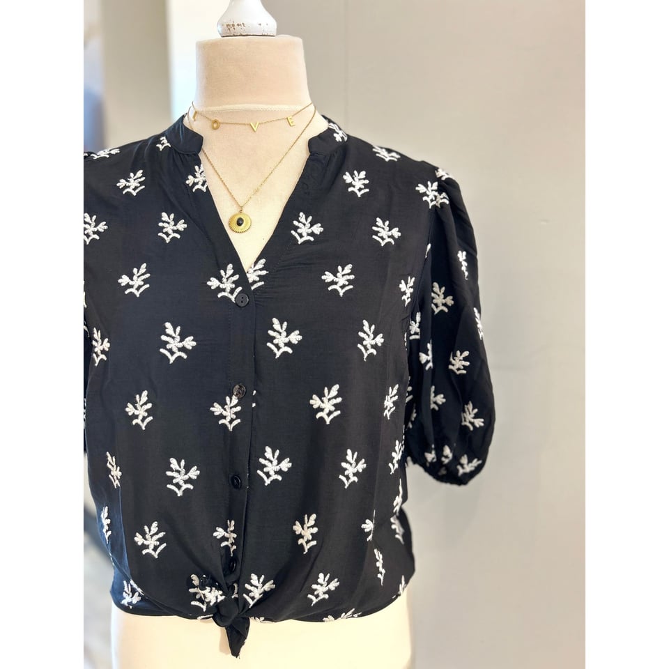 Varia shirt - Little flowers Black & Cream