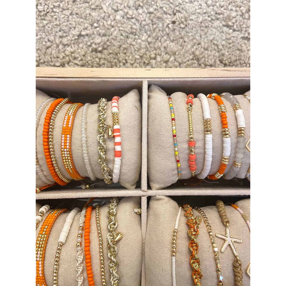 Symmetric colorful Beads bracelet - OneSize