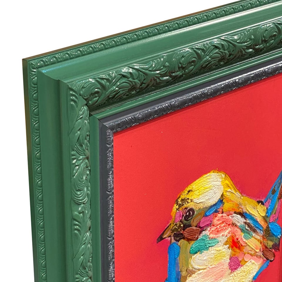 Schilderij Vogel Geel Op Fuchsia in Groene Lijst 51x61cm Handgeschilderd