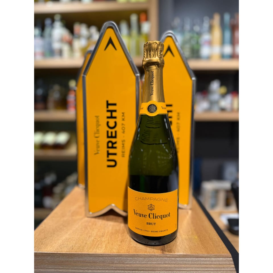 Veuve Cliquot Veuve Cliquot Arrow