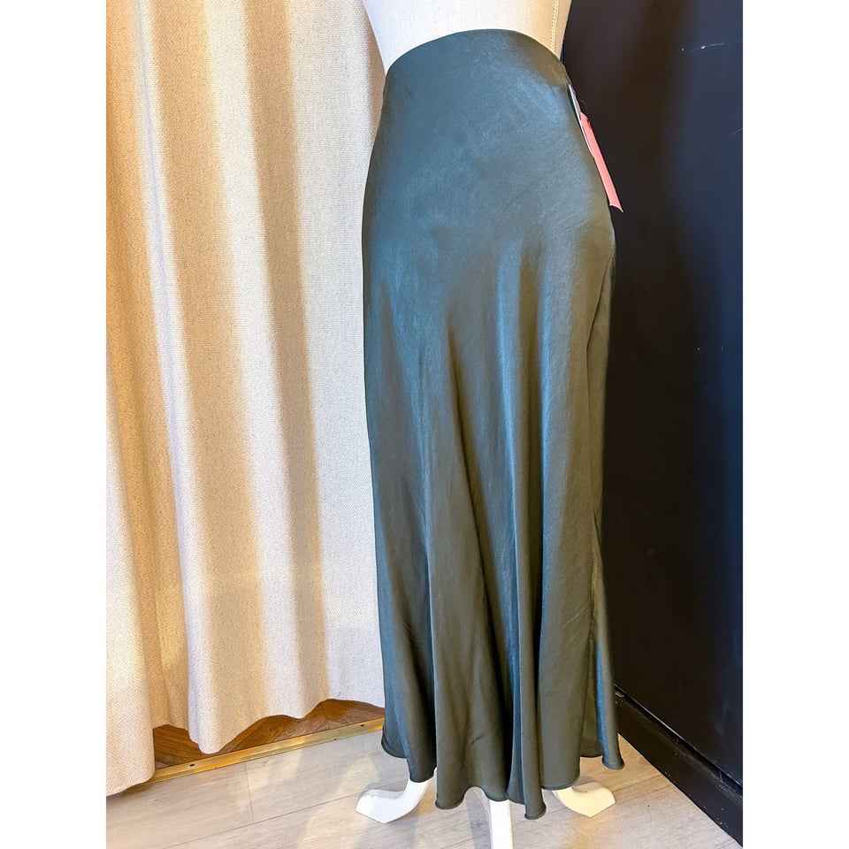 Green Satin Skirt - New! - OneSize