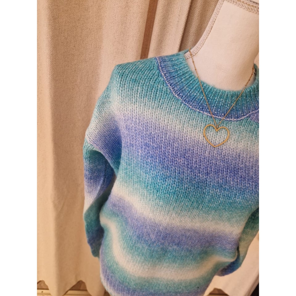 Roundneck Rainbow sweater - blue