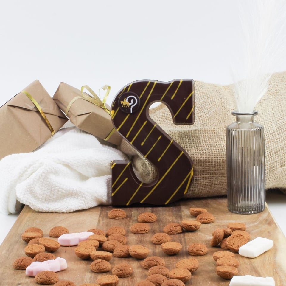 Chocoladeletter Limoncello S - Puur - 200 Gram - Ambachtelijk Handgemaakt