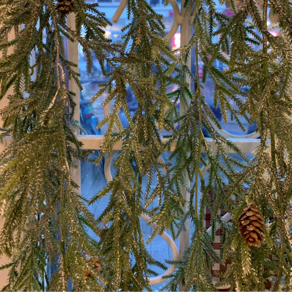 Kerst Guirlande Kunststof Groen Met 'Sneeuw'