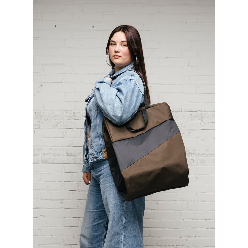 SUSAN BIJL Tote Bag Mud & Black L