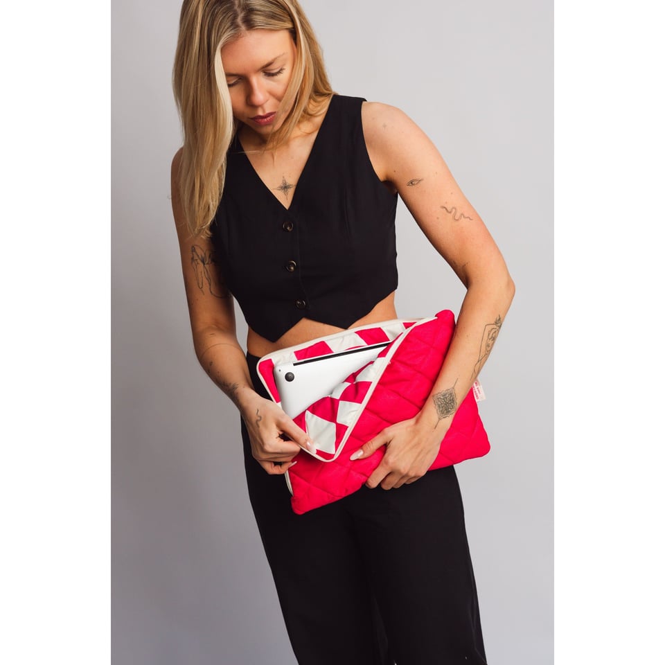 Roze puffer laptop hoes - Funcky pink sleeve