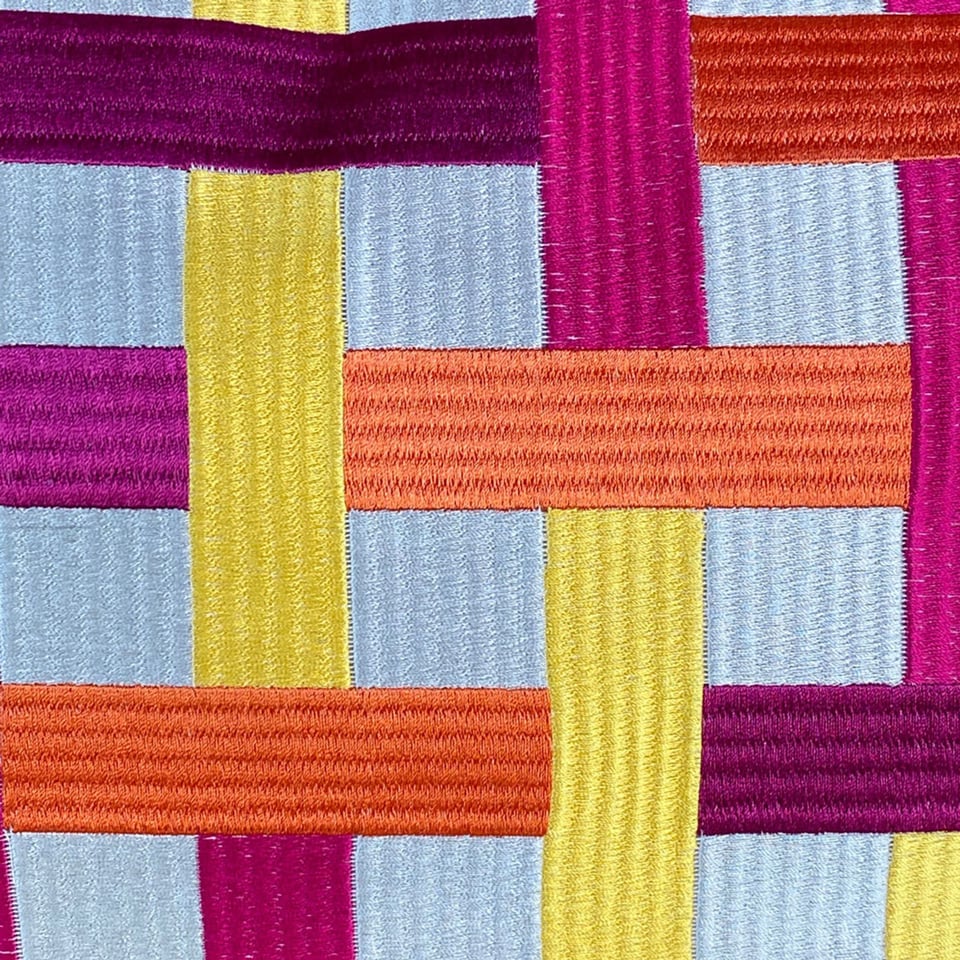 Sierkussen Lines Fuchsia Geel Oranje 60x35cm Franjes