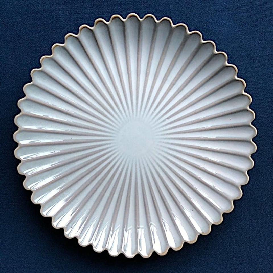 Bord White Lotus 20 Cm VERHUUR